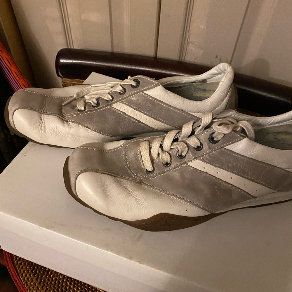 Two tone men’s sneakers